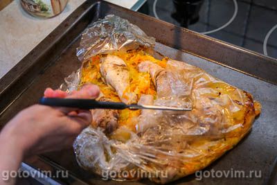 Куриные голени с капустой, запеченные в пакете для запекания (в духовке)
