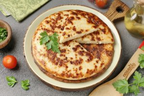 Ленивые хачапури с творогом на сковороде