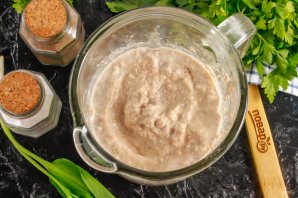 Ливерная яичная колбаса