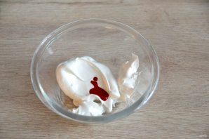 "Макаронс" на итальянской меренге