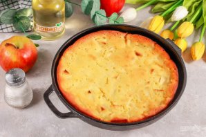 Манно-яблочный пирог "Сочный"