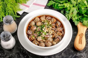 Маринованные виноградные улитки