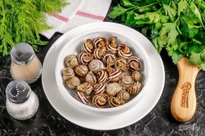 Маринованные виноградные улитки