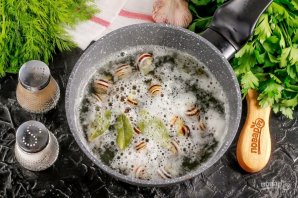 Маринованные виноградные улитки