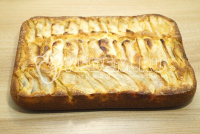 Нежная шарлотка с яблоками в духовке Нежная шарлотка с яблоками в духовке