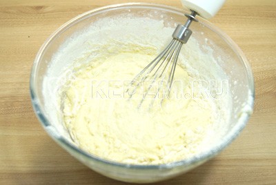 Нежная шарлотка с яблоками в духовке Нежная шарлотка с яблоками в духовке