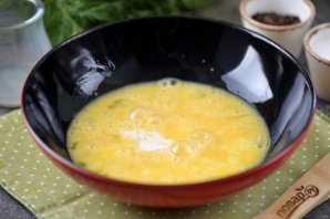 Нежный скрэмбл с беконом Нежный скрэмбл с беконом