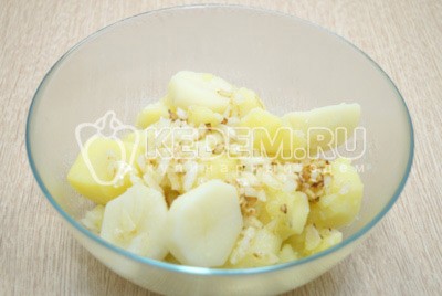 Пирожки с картошкой жареные на сковороде