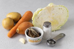 Постные щи из свежей капусты с сушеными грибами