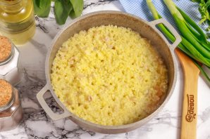 Пшенная каша с салом