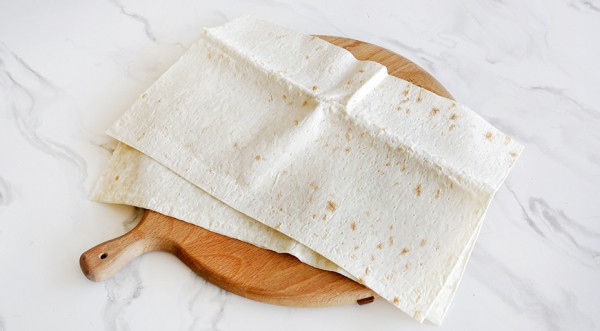 Рулетики с кабачками, сыром и хумусом, пошаговый рецепт с фото Рулетики с кабачками, сыром и хумусом, пошаговый рецепт с фото