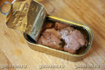 Салат из печени трески с картофелем и цветной капустой