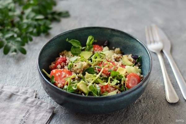 Сезон клубники! Что приготовить из этой ароматной ягоды        