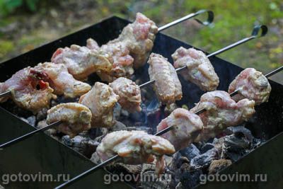 Шашлык из куриных крылышек по-гречески