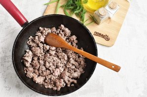 Слойки с фаршем