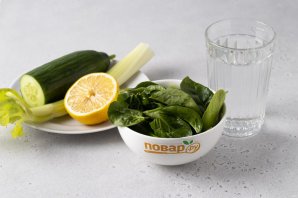 Смузи из шпината и огурца