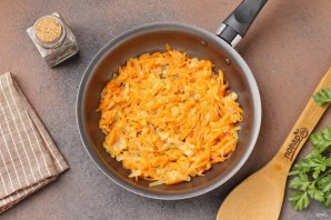 Суп из рыбных консервов с перловкой