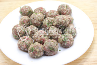 Суп с фрикадельками и грибами