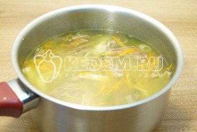 Суп с говядиной и лапшой Суп с говядиной и лапшой