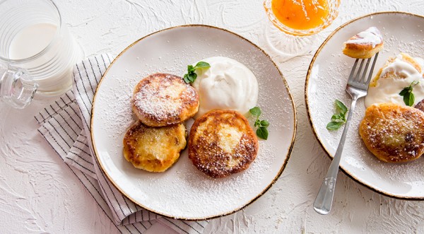 Сырники из творожной массы с изюмом, пошаговый рецепт с фото