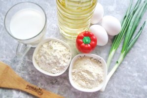 Тонкие блины с припеком из яиц и зеленого лука