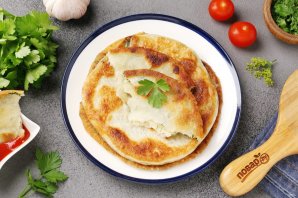 Ароматные чесночные лепёшки