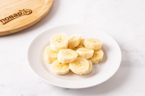 Бананово-миндальный шейк