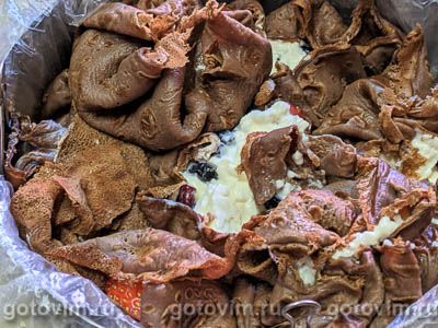 Блинный торт с ягодами и сметаной на желатине