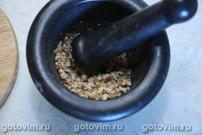 Десерт из персиков, запеченных с творогом, грецкими орехами и медом Десерт из персиков, запеченных с творогом, грецкими орехами и медом