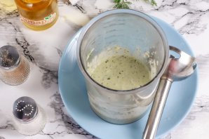 Долма с мятным соусом