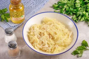 Драники с колбасой и сыром