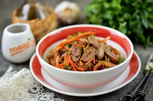 Холодная закуска из куриных сердечек в чесночно-соевом соусе Холодная закуска из куриных сердечек в чесночно-соевом соусе