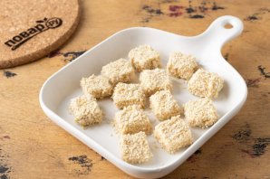 Хрустящий тофу в кунжуте Хрустящий тофу в кунжуте