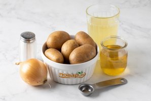 Картофель запечённый в вине и овощном бульоне