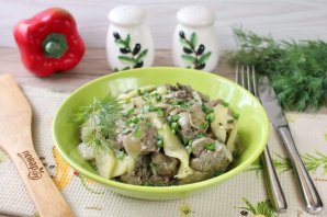 Куриная печень с луком и белым вином