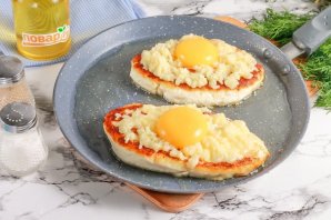 Ленивый творожный хачапури по-аджарски на сковороде