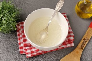 Маринованный лук для салатов без уксуса