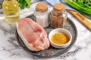 Медальоны из свинины в мультиварке