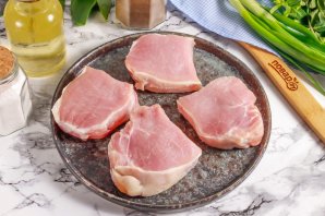 Медальоны из свинины в мультиварке