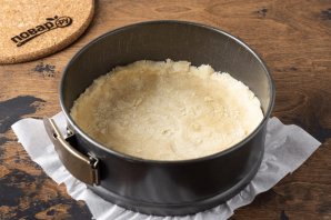 Насыпной пирог с клубникой Насыпной пирог с клубникой