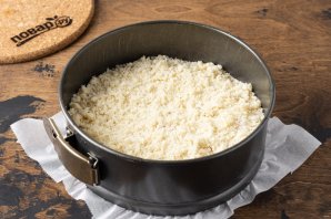 Насыпной пирог с клубникой Насыпной пирог с клубникой