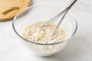 Оладьи с малиной и лимоном