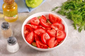 Овощной салат с икрой минтая