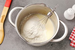 Песочный пирог с фаршем