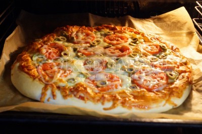 Пицца с кабачками и курицей Пицца с кабачками и курицей