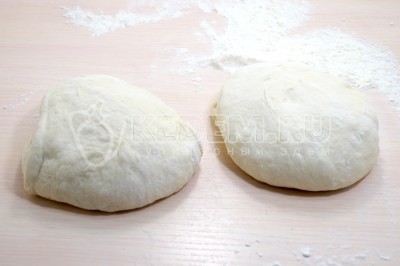 Пицца с кабачками и курицей Пицца с кабачками и курицей