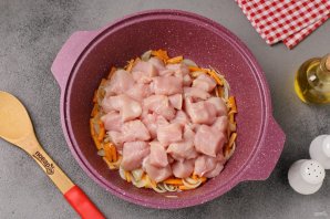 Плов из булгура с куриной грудкой