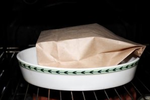 Попкорн в духовке в пакете