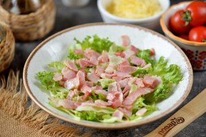Салат "Фризе" с беконом Салат "Фризе" с беконом