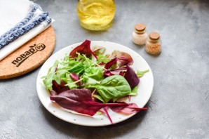 Салат с красной икрой